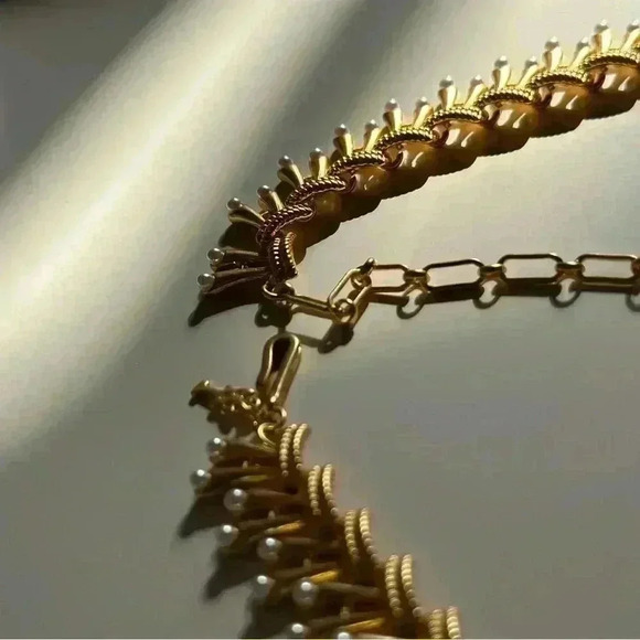 Luxury European Retro Style Necklace - Picture 7 of 11